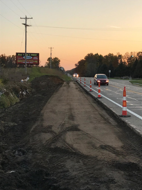 DE Excavating job on Decel lane in Delton Michigan